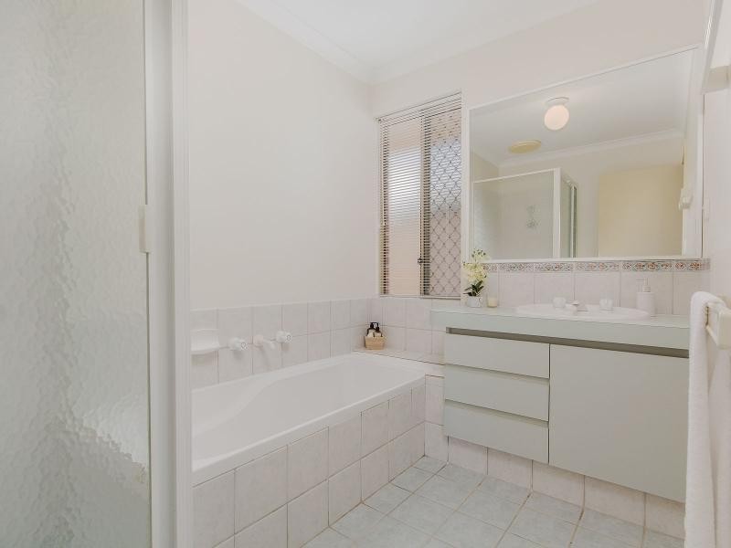 21 Masthead Street, Waikiki WA 6169