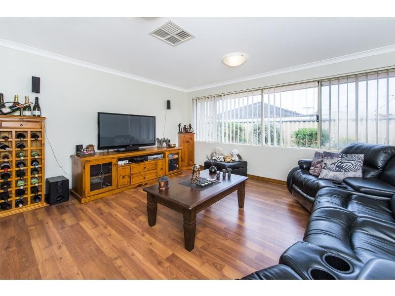 9 Freeling Road, Port Kennedy WA 6172