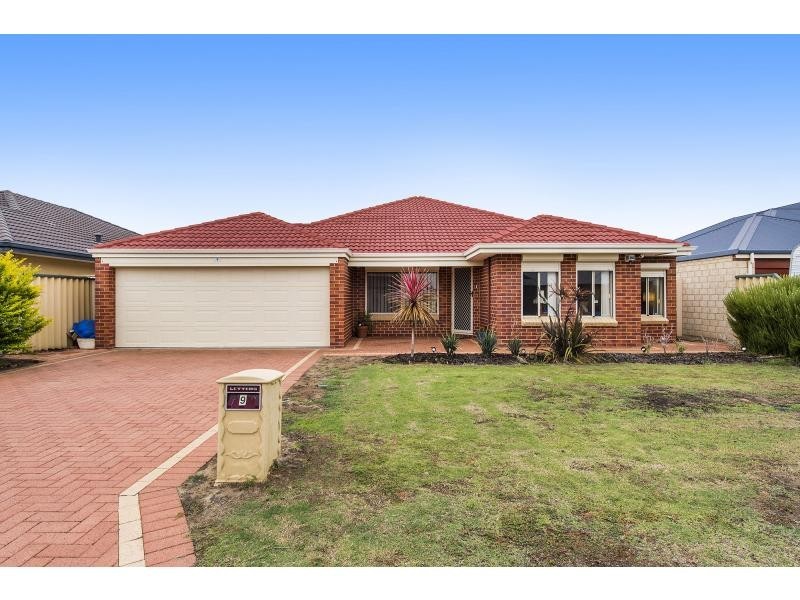 9 Freeling Road, Port Kennedy WA 6172