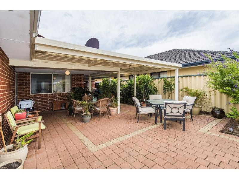 9 Freeling Road, Port Kennedy WA 6172