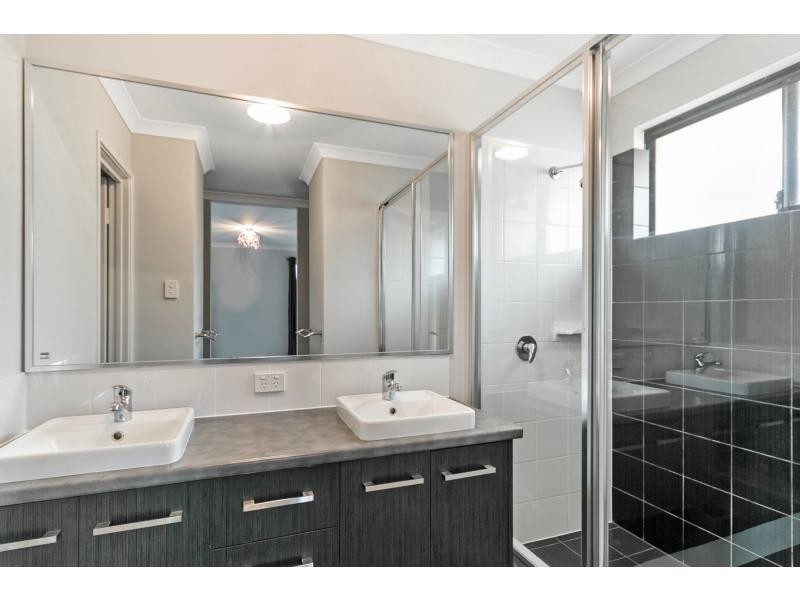 81 Dovedale Street, Harrisdale WA 6112