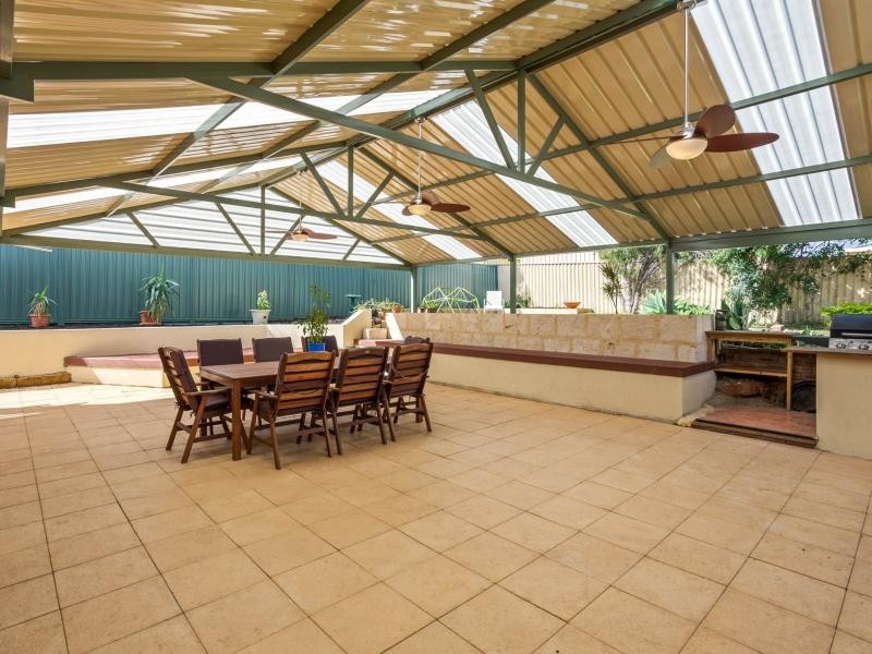 22 Kestrel Way, Yangebup WA 6164