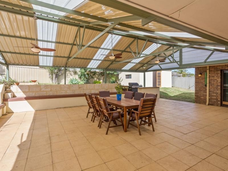 22 Kestrel Way, Yangebup WA 6164