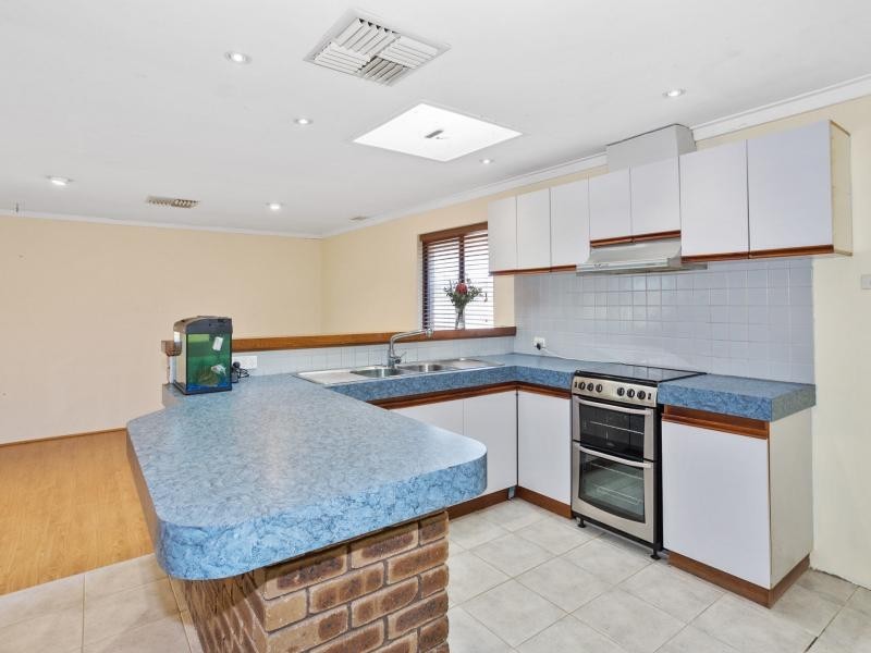 22 Kestrel Way, Yangebup WA 6164