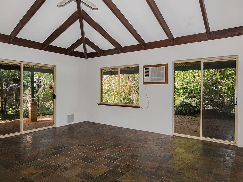 15 Blacksmith Drive, Wellard WA 6170