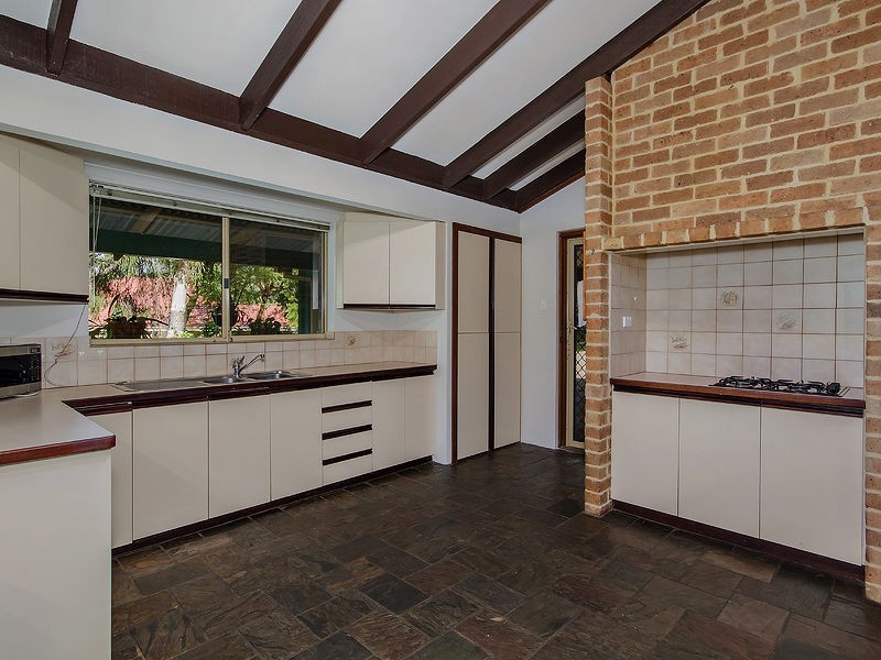 15 Blacksmith Drive, Wellard WA 6170