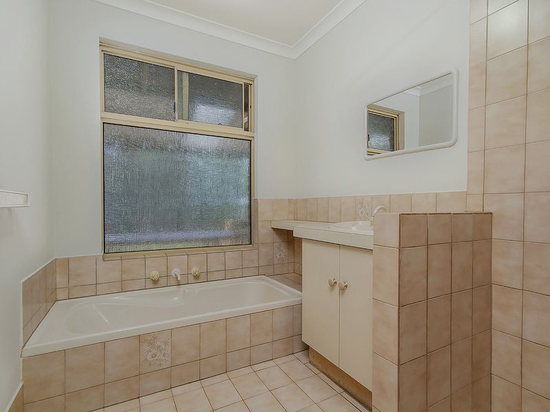 15 Blacksmith Drive, Wellard WA 6170