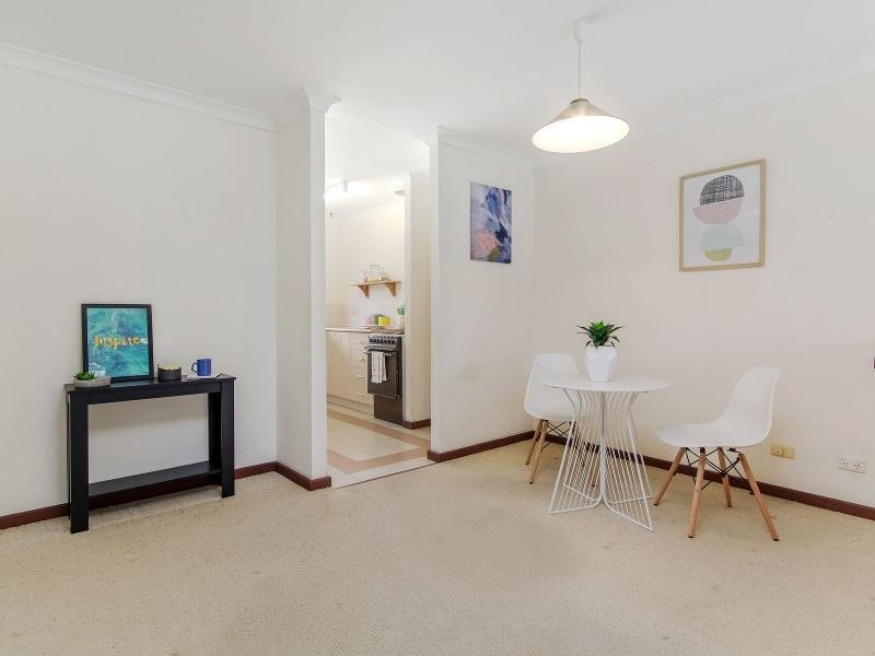 43/15-17 Ashford Avenue, Rockingham WA 6168