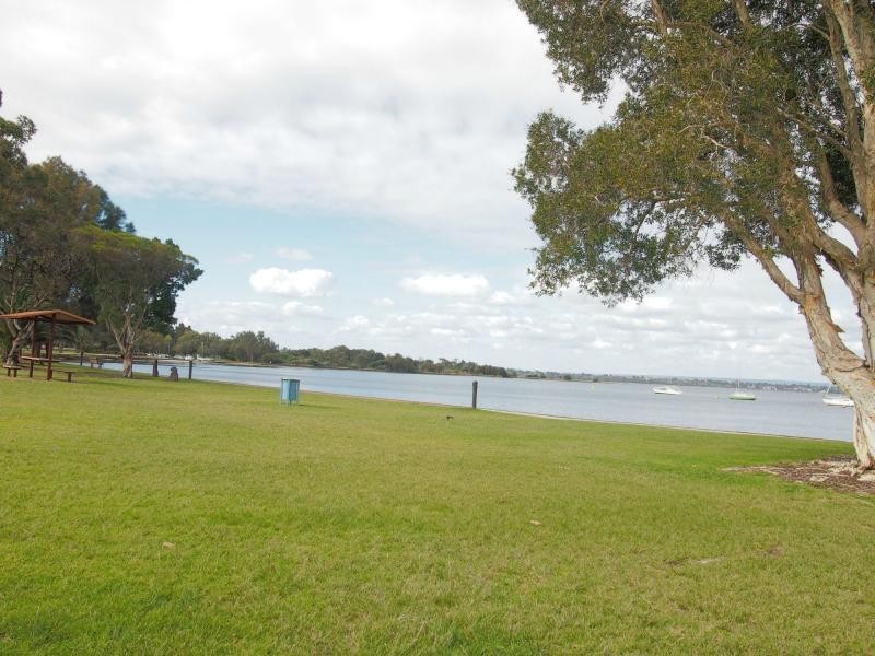 14/17 The Avenue, Crawley WA 6009