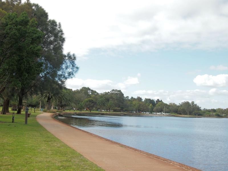 14/17 The Avenue, Crawley WA 6009