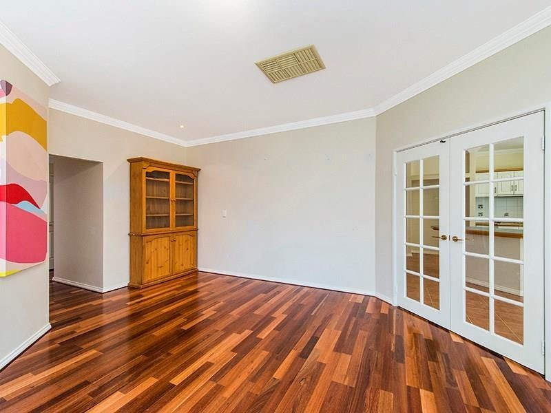 7 Ailsa Way, The Vines WA 6069