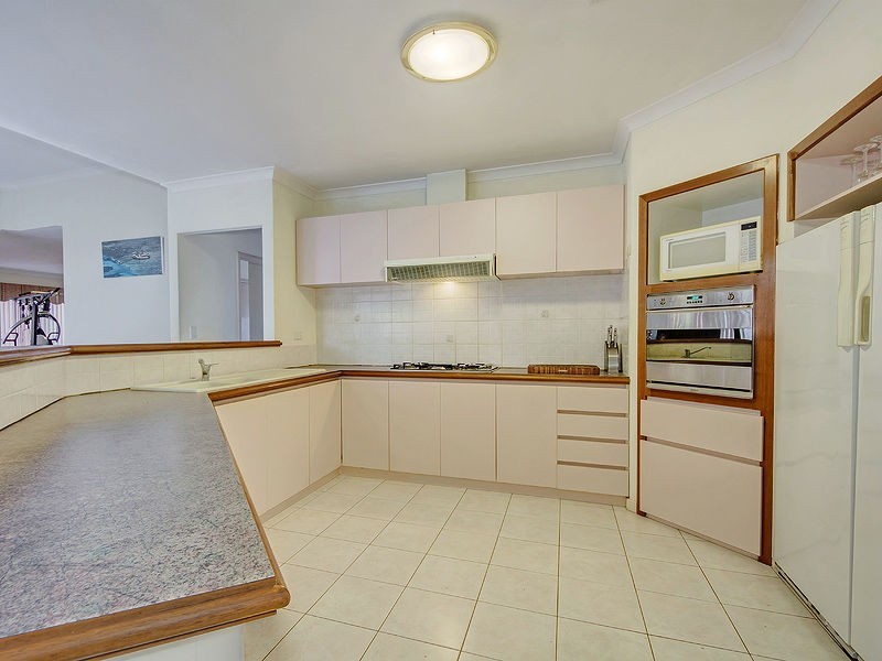 39 Carlow Circle, Waterford WA 6152