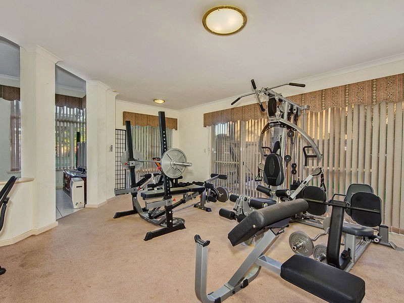 39 Carlow Circle, Waterford WA 6152