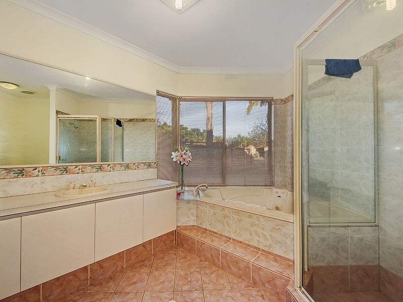 39 Carlow Circle, Waterford WA 6152