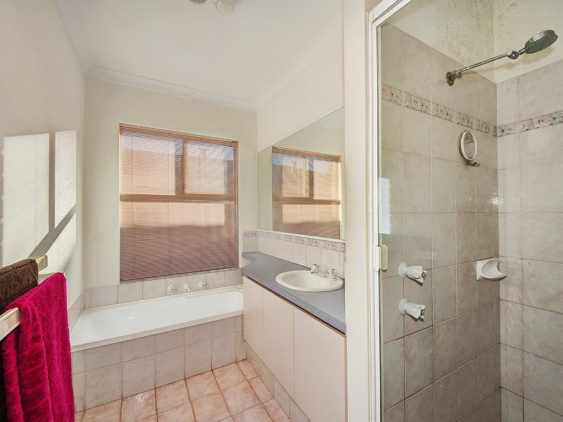 39 Carlow Circle, Waterford WA 6152