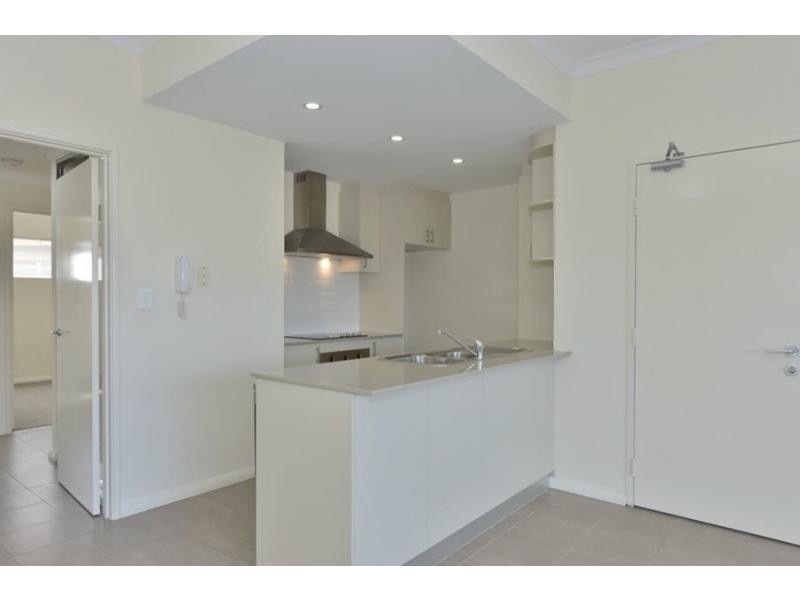 5/24 Metro Turn, Ellenbrook WA 6069