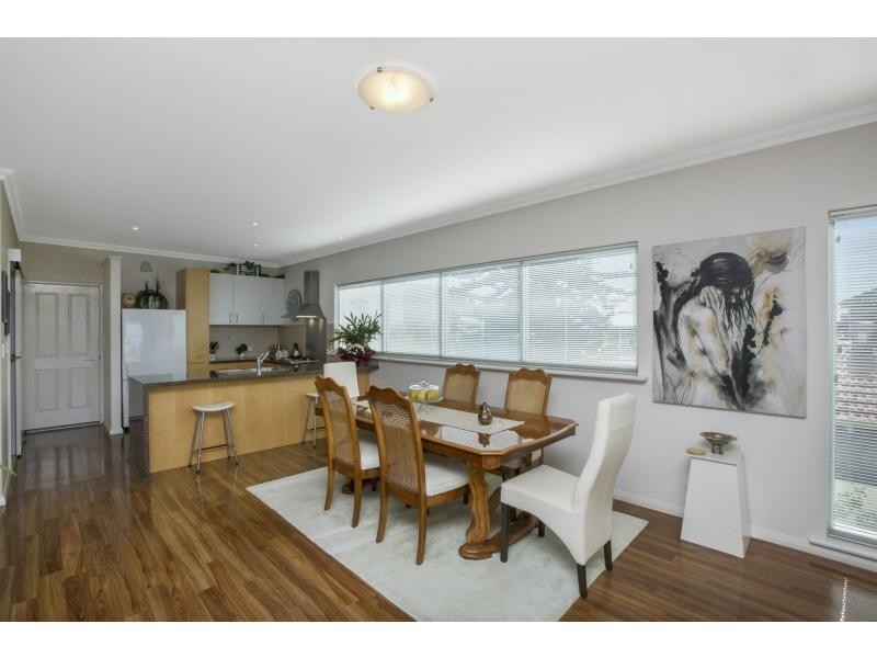 1/23 Oversby Street, Halls Head WA 6210