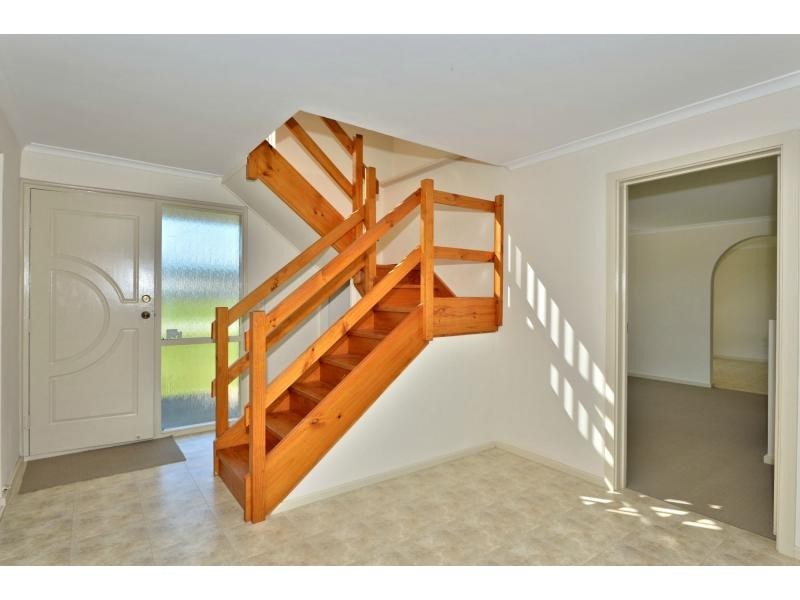 2 Clyde Place, Mandurah WA 6210