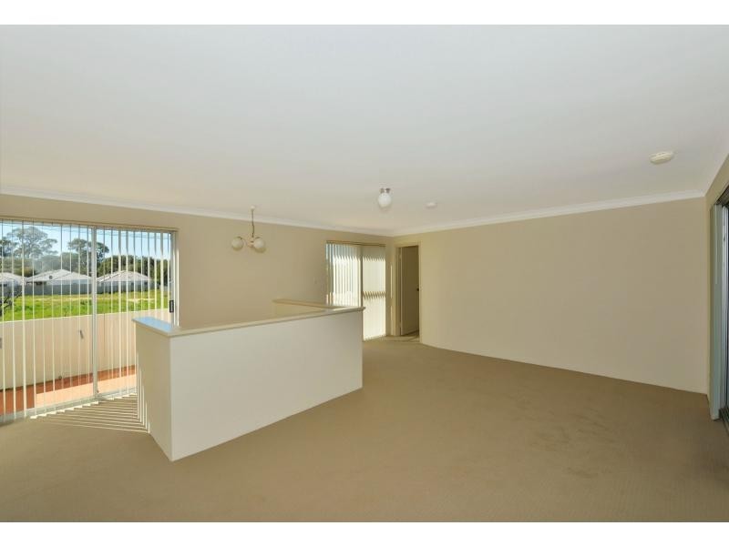 2 Clyde Place, Mandurah WA 6210