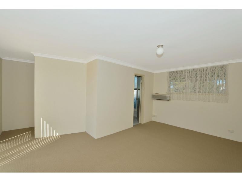2 Clyde Place, Mandurah WA 6210