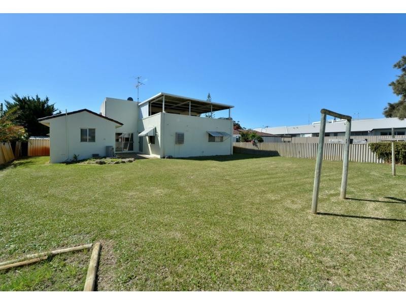 2 Clyde Place, Mandurah WA 6210