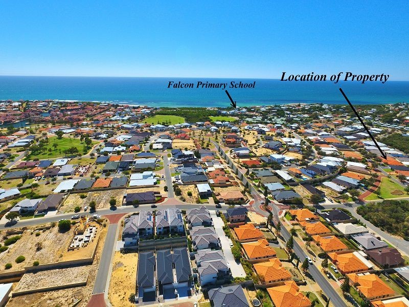 8 Possum Drive, Wannanup WA 6210