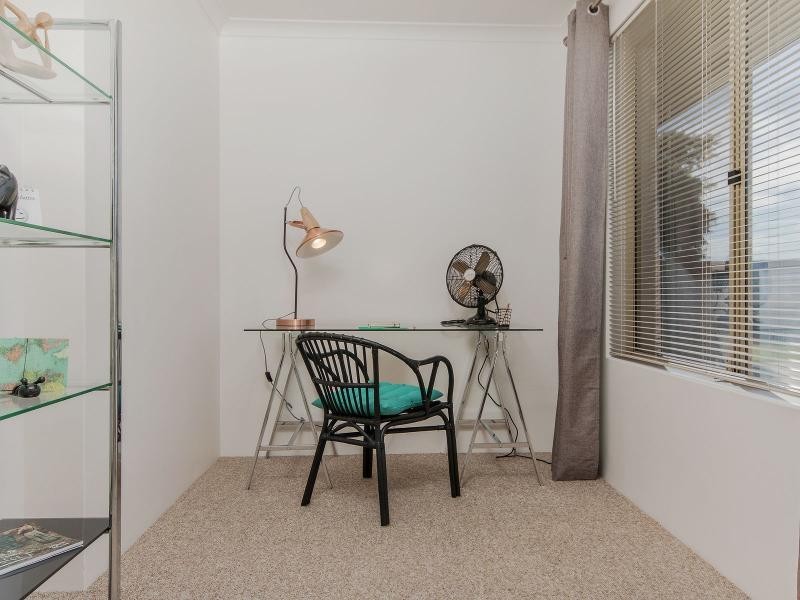 25 Ebony Elbow, Warnbro WA 6169