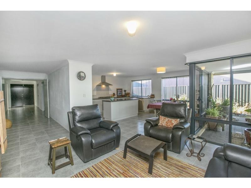 2 Bonnington Way, Baldivis WA 6171