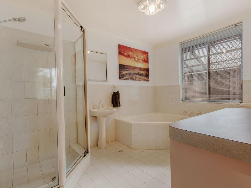 3 Carey Place, Cooloongup WA 6168