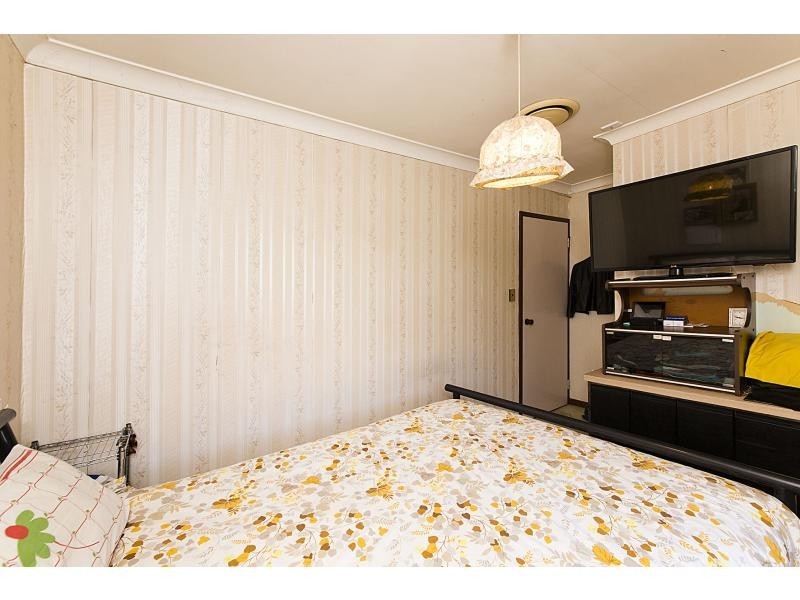 5 Newenden Street, Maddington WA 6109