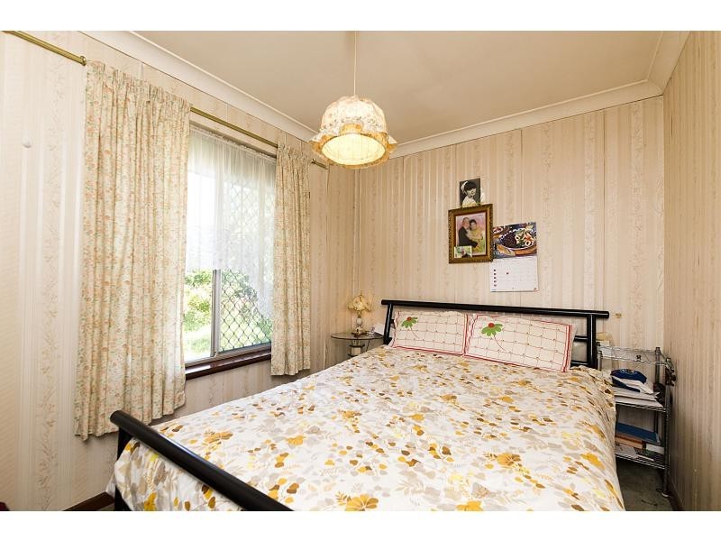 5 Newenden Street, Maddington WA 6109