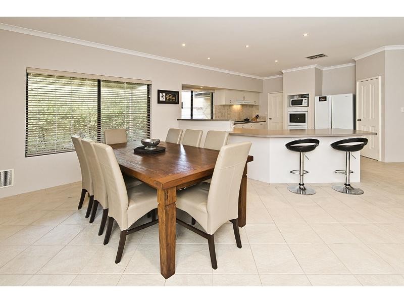 22 Cote D’Azur Gardens, Port Kennedy WA 6172