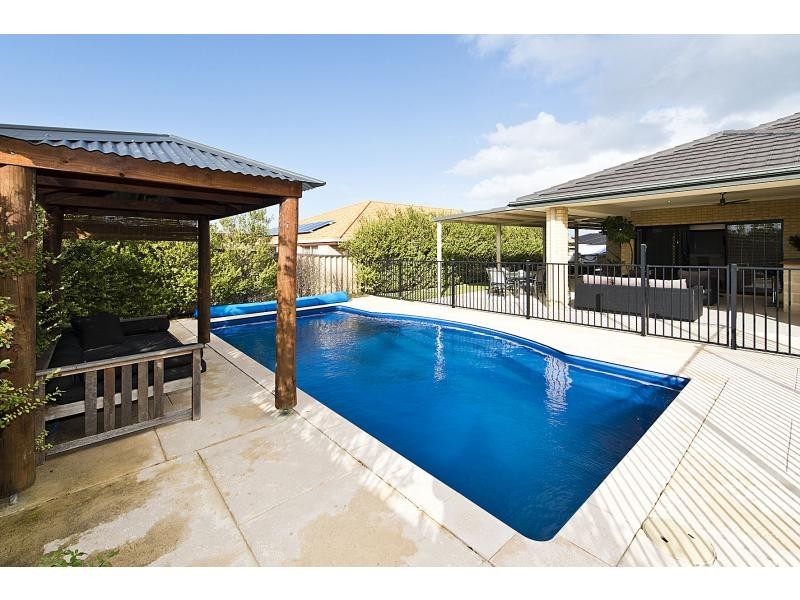 22 Cote D’Azur Gardens, Port Kennedy WA 6172