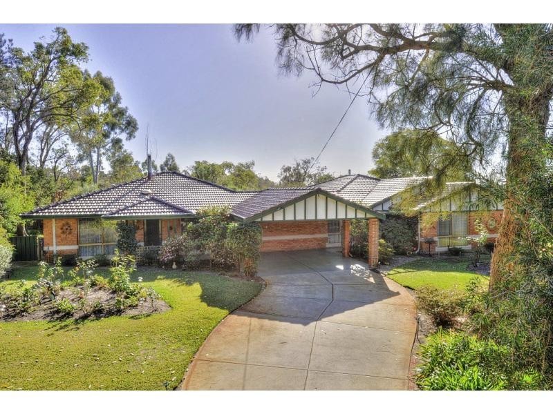 3 Saddler Close, Wellard WA 6170