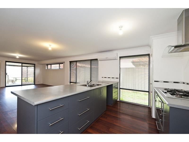 26 Mallard Way, Baldivis WA 6171