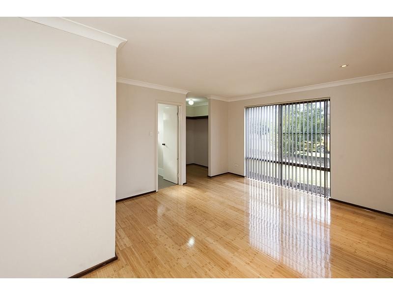 12 Pinedale Way, Safety Bay WA 6169