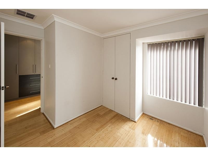 12 Pinedale Way, Safety Bay WA 6169