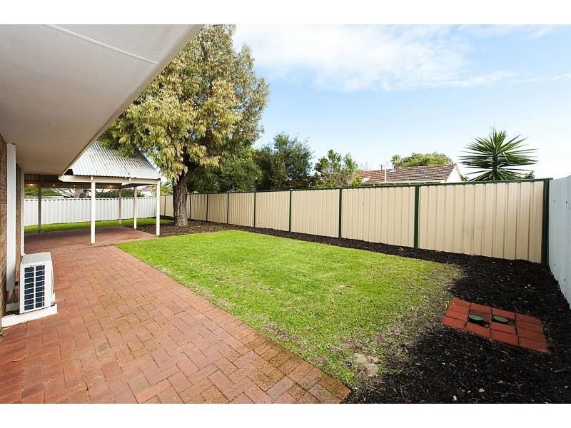 12 Pinedale Way, Safety Bay WA 6169