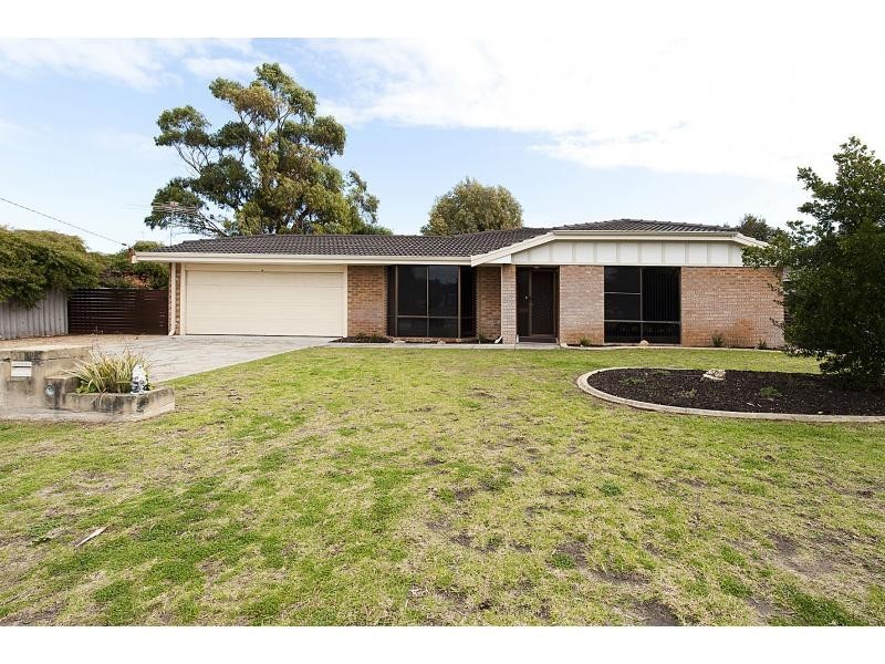 12 Pinedale Way, Safety Bay WA 6169