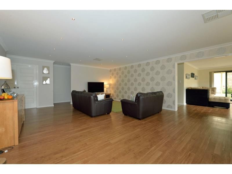 3 Miles Entrance, Baldivis WA 6171