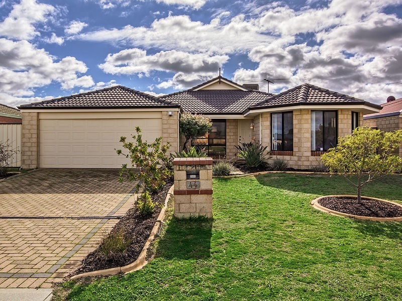 44 Daintree Loop, Bertram WA 6167