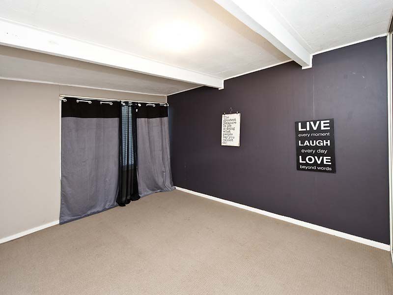 22 Mckenzie Road, Shoalwater WA 6169