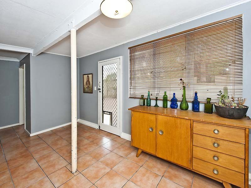 22 Mckenzie Road, Shoalwater WA 6169