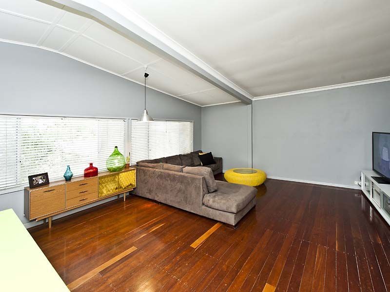 22 Mckenzie Road, Shoalwater WA 6169