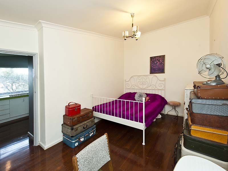 22 Mckenzie Road, Shoalwater WA 6169