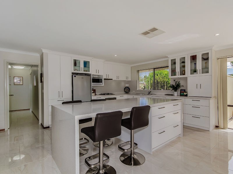 58b Fifth Avenue, Shoalwater WA 6169