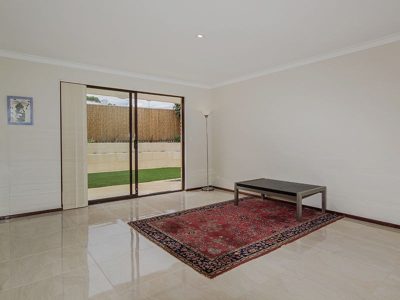 58b Fifth Avenue, Shoalwater WA 6169