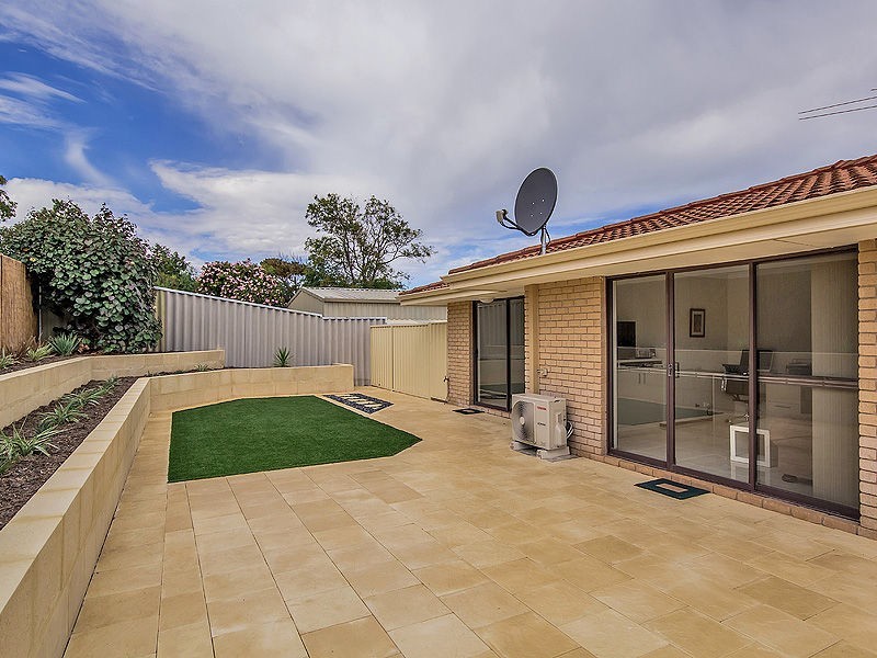 58b Fifth Avenue, Shoalwater WA 6169