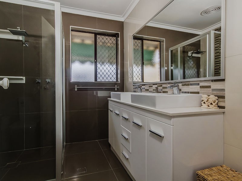 58b Fifth Avenue, Shoalwater WA 6169