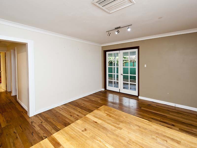 17B Forrester Road, Safety Bay WA 6169